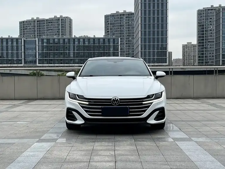 Volkswagen VW CC 330 TSI Dazzle