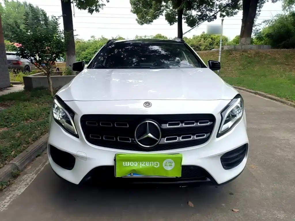 Mercedes-Benz GLA GLA 200 Fashion