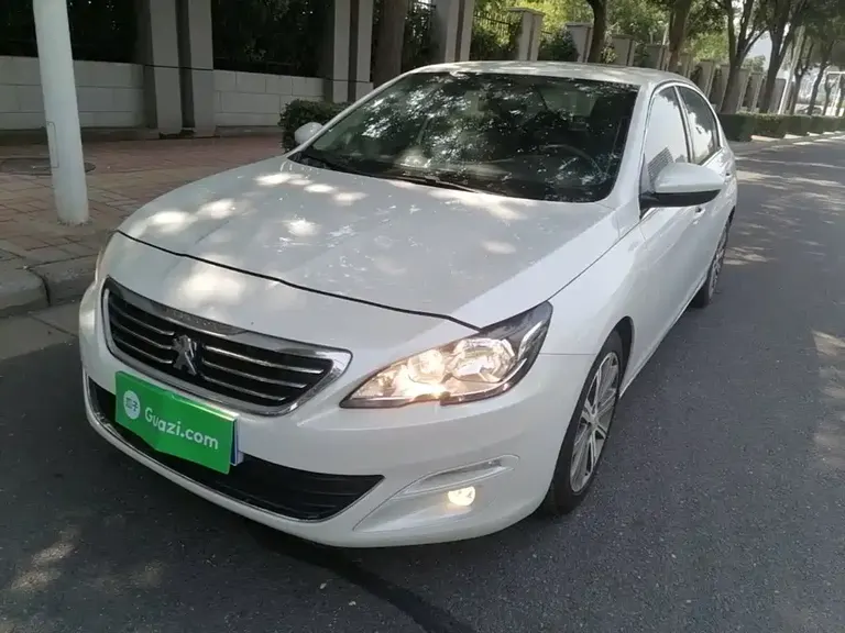 Peugeot 408 1.8 L Auto Luxury
