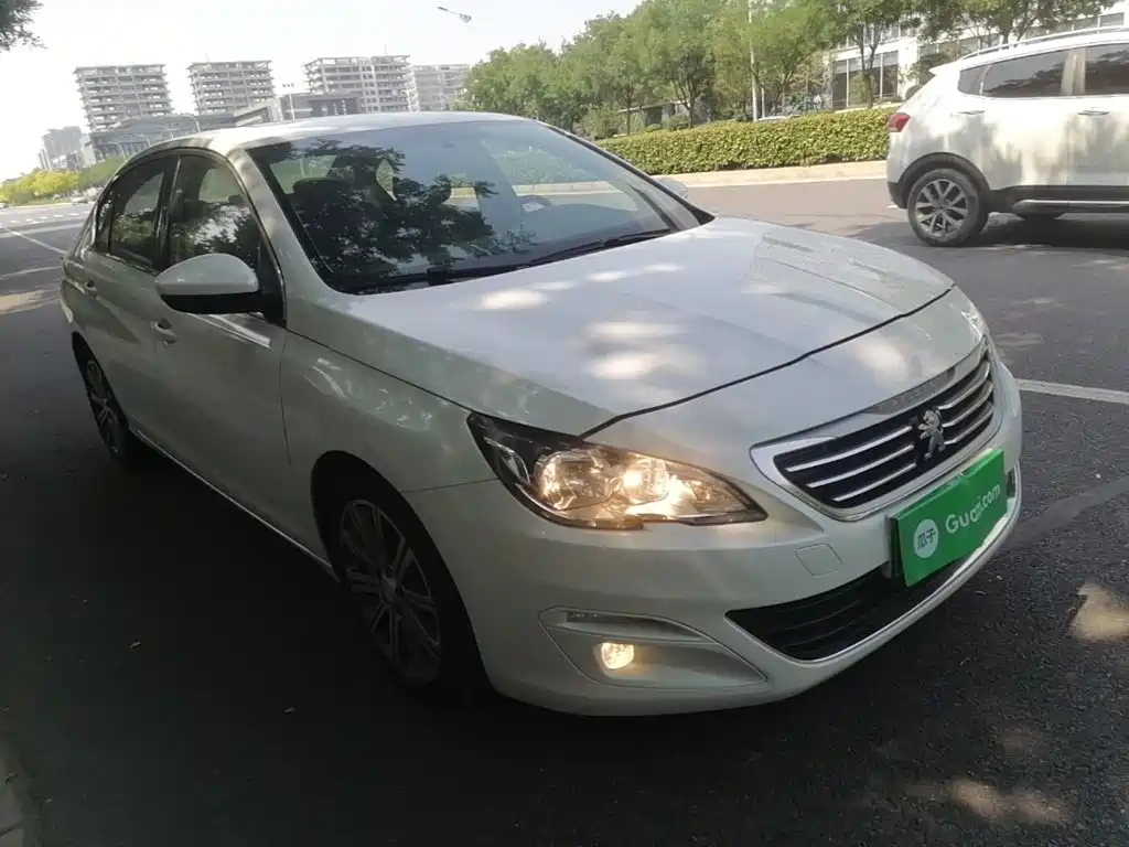 Peugeot 408 1.8 L Auto Luxury