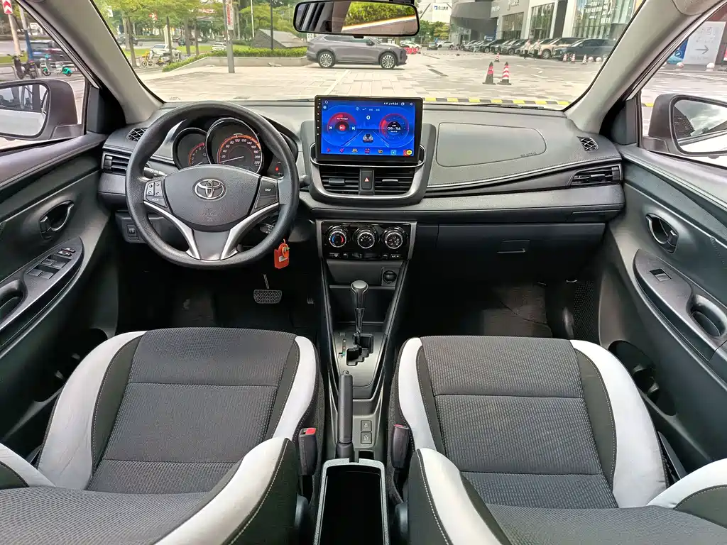 YARiS L Zhixuan Zhixuan X 1.5 L CVT Leading PLUS