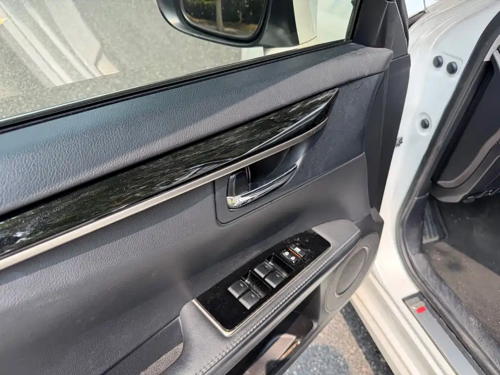 Lexus ES 200 Elite