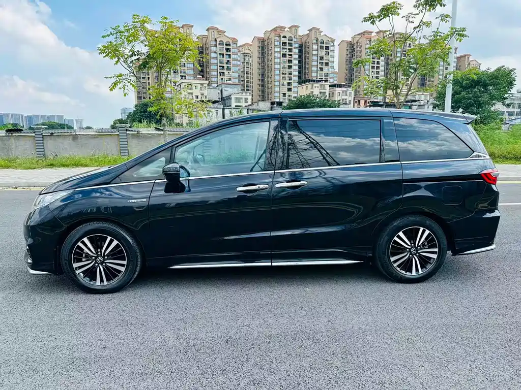 Odyssey 2.0 L Sharp· Supreme Premium