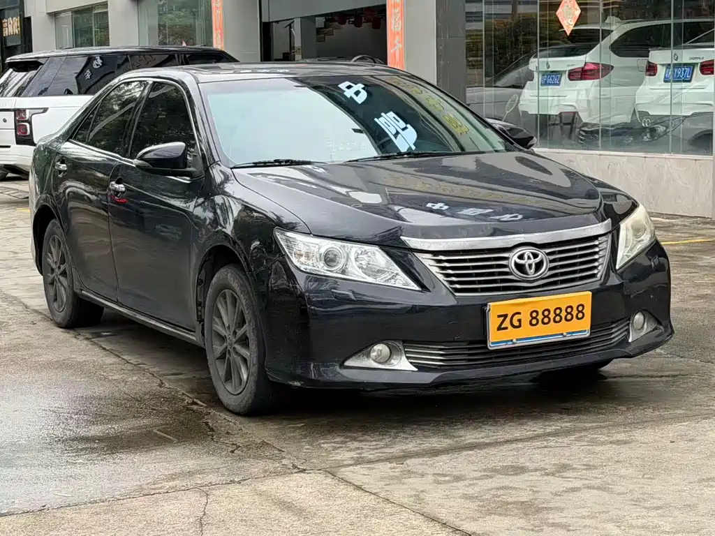 Camry 2.5 G Luxury