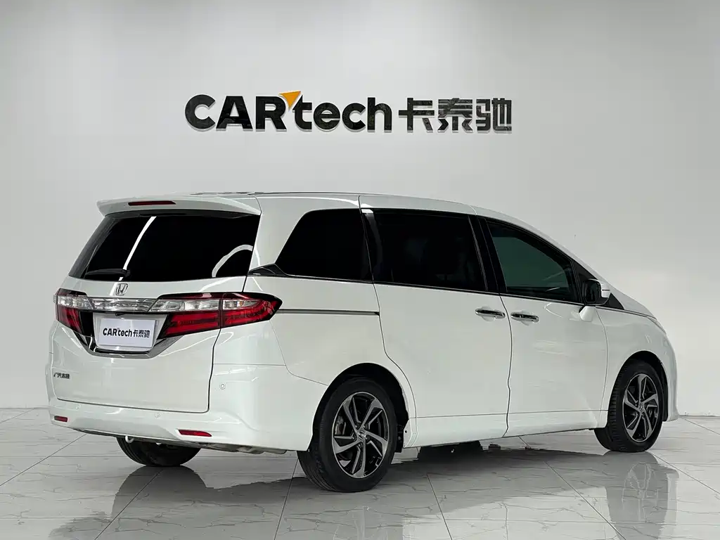 Odyssey 2.4 L Supreme