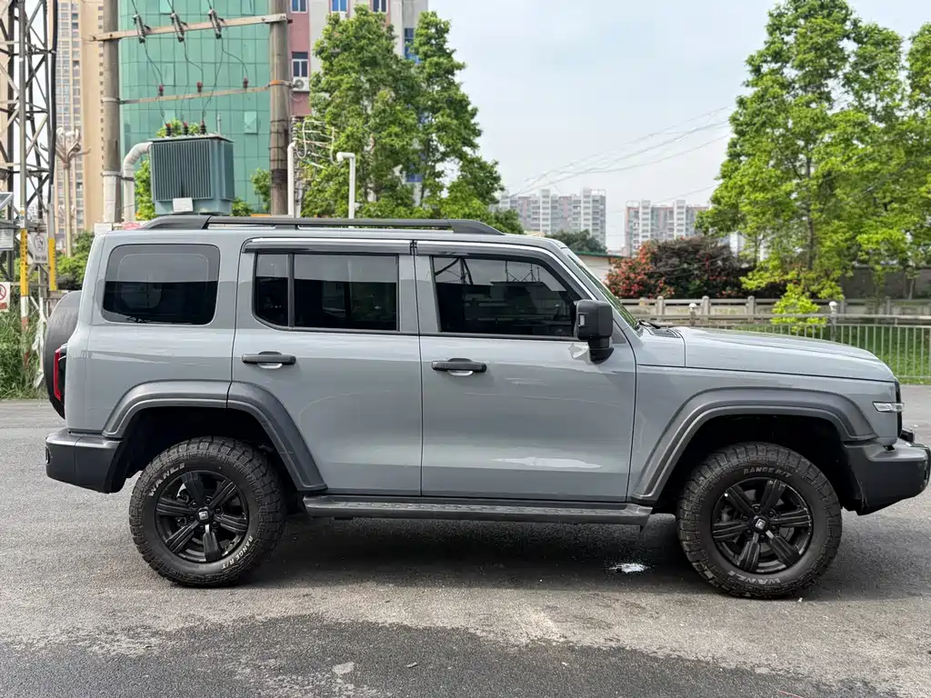 Tank 300 Offroad 2.0 T Conqueror