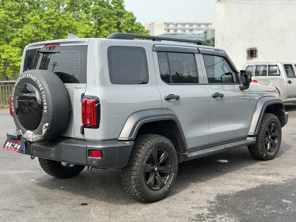 Tank 300 Offroad 2.0 T Conqueror