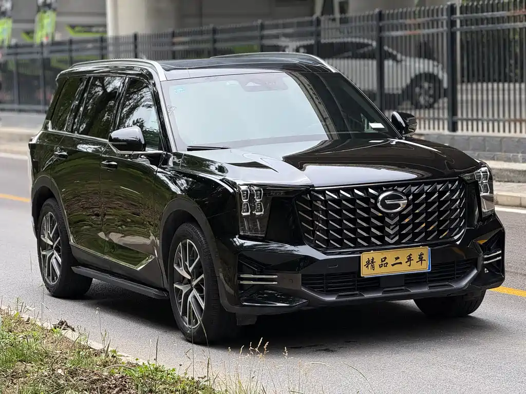 GAC Trumpchi GS8 Navigator Series 2.0 TGDI 2 WD Luxury Connected (7-seat)