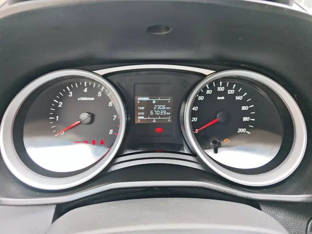 Wuling Hongguang S3 1.5 L Manual Standard CN-V