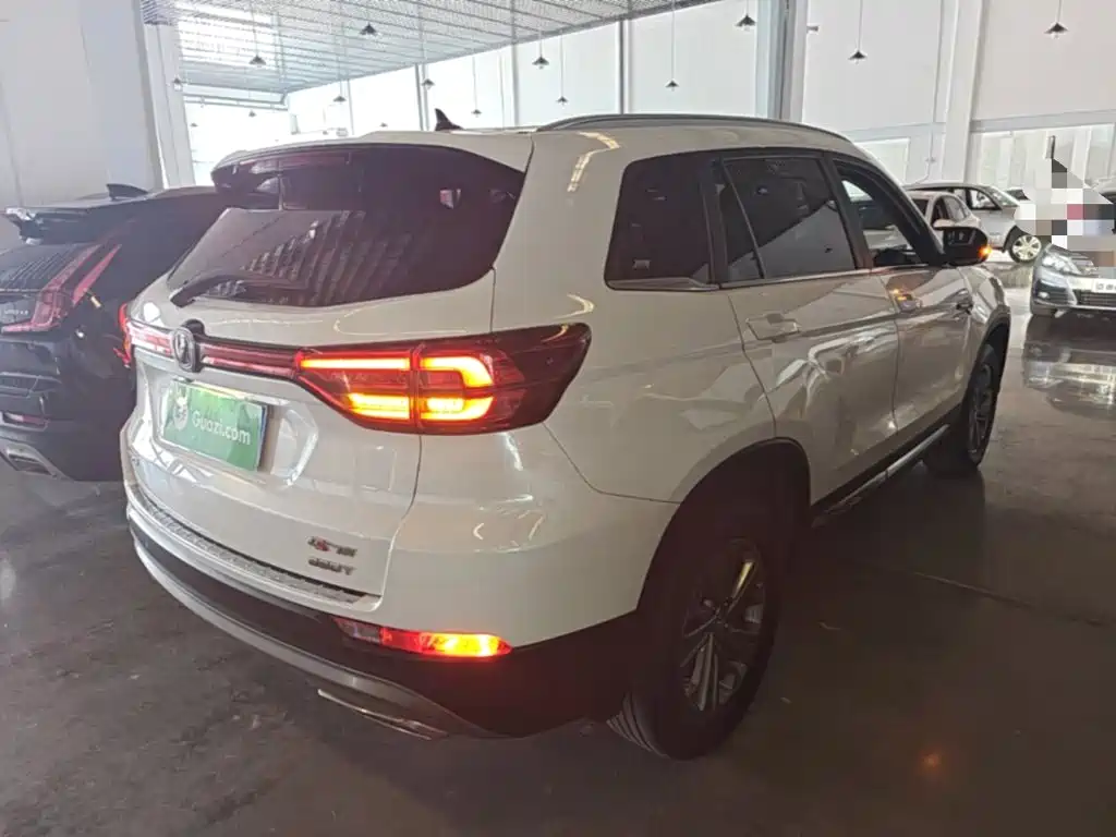 Changan CS75 280 T DCT Luxury CN-VI
