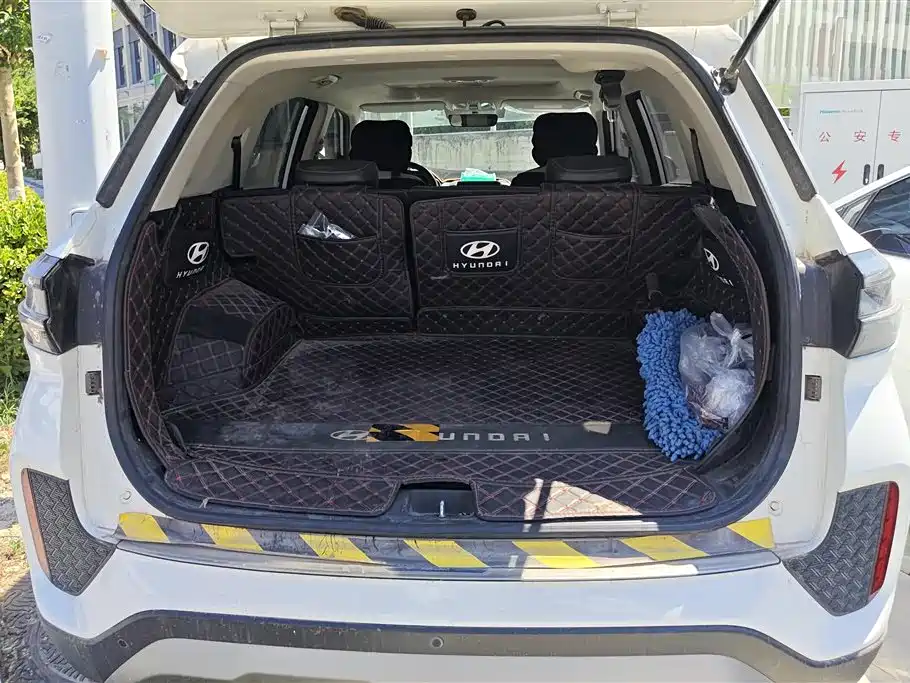 Hyundai ix35 2.0 L Auto 2 WD GLS Leading