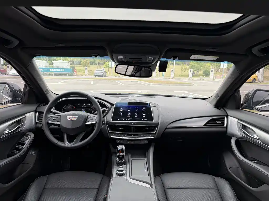Cadillac CT5 28 T Luxury