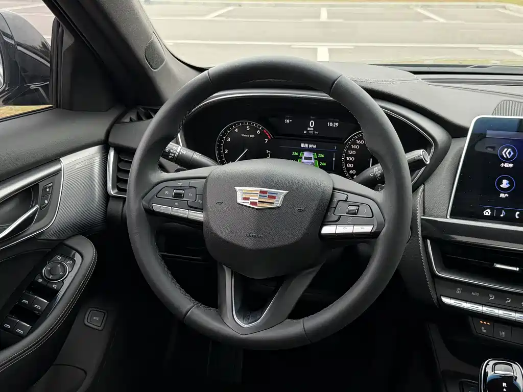 Cadillac CT5 28 T Luxury