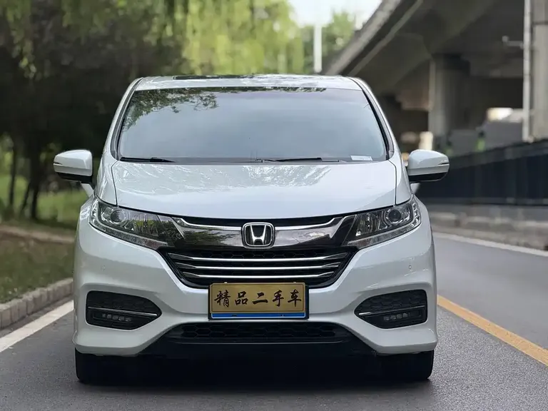Honda Odyssey 2.4 L Luxury