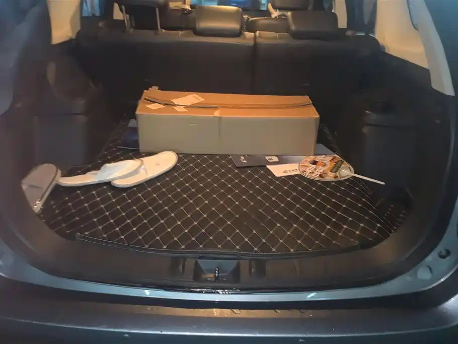 Outlander 2.4 L 4 WD Elite 5-seat
