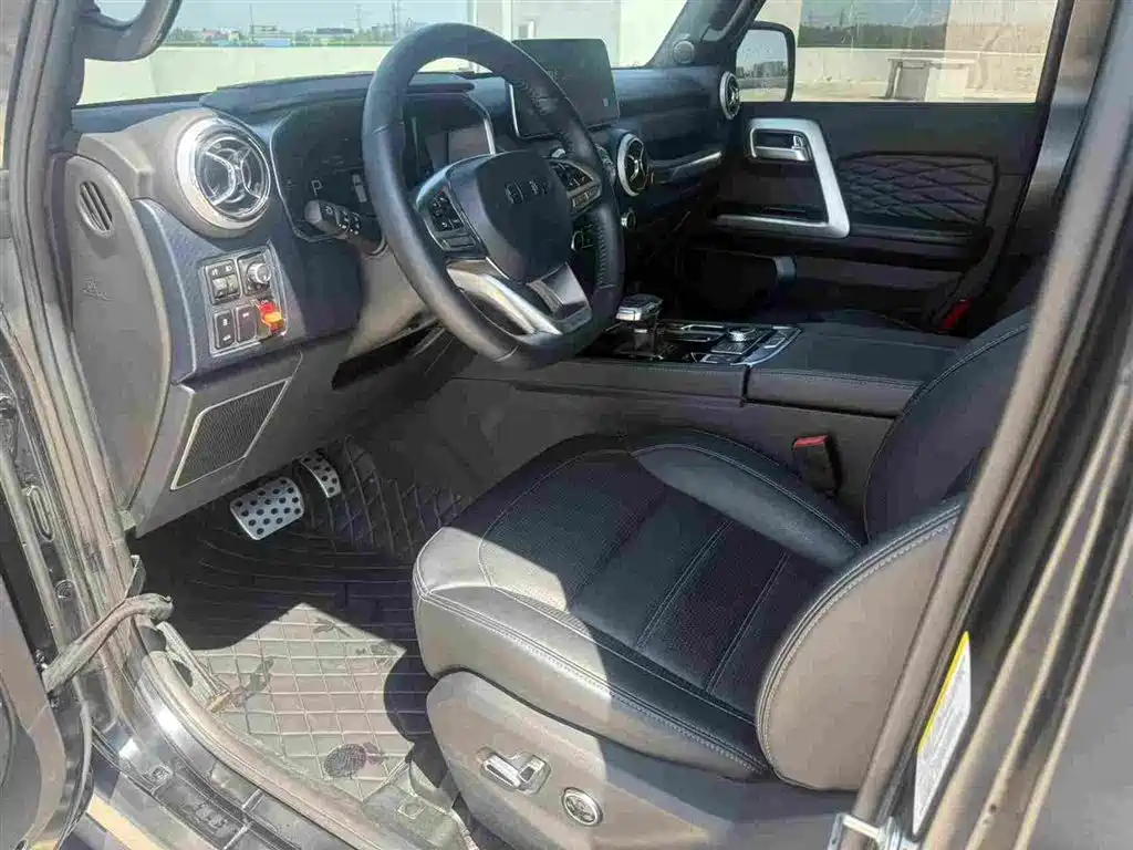 BAIC BJ40 2.0 D Blade Hero Glory