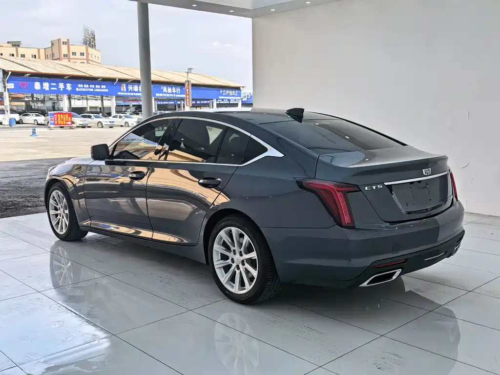 Cadillac CT5 28 T Style