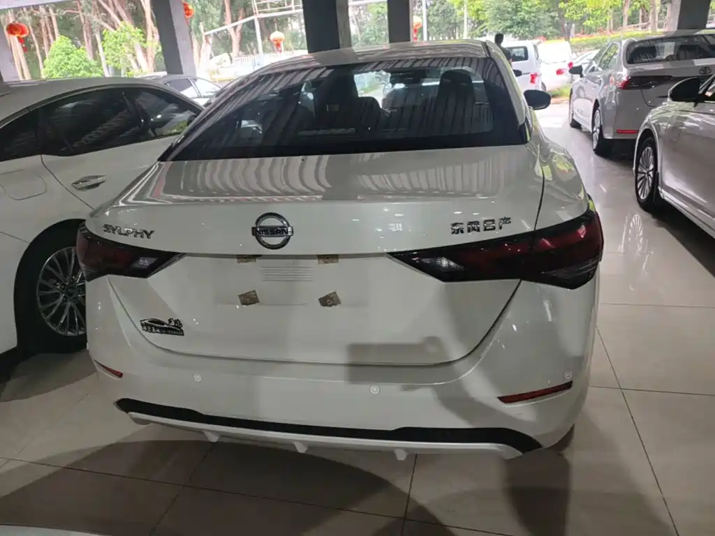 Sylphy 1.6 L XL CVT Joy
