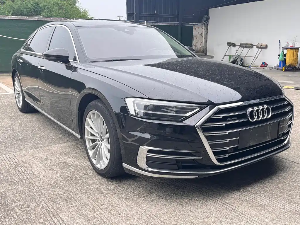 Audi A8 A8 L 50 TFSI quattro Comfort