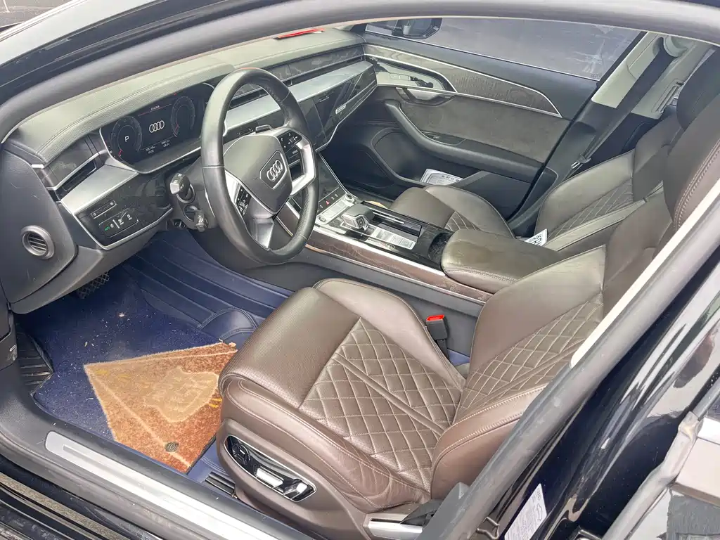 Audi A8 A8 L 50 TFSI quattro Comfort