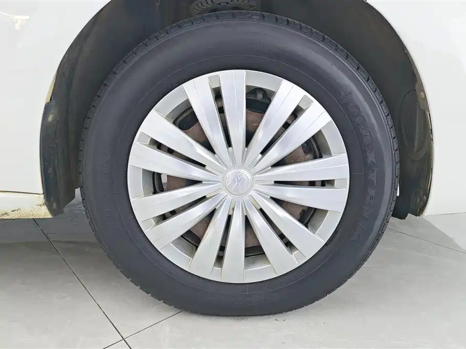 Santana 1.5 L Auto Style CN-VI