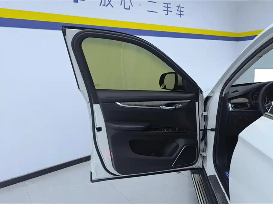 Hanteng X7 汉腾X7 2016款 2.0 T DCT尊享型