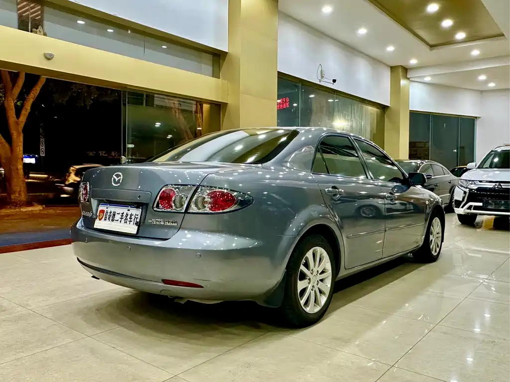 Mazda 6 2.0 L Auto Fashion
