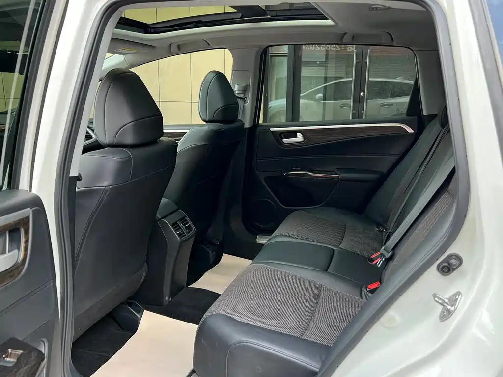 Jade 1.8 L Auto Comfort