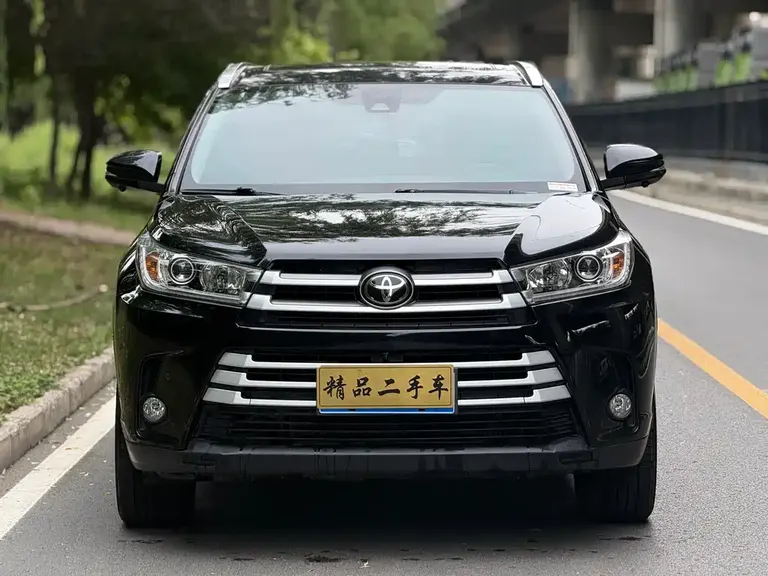 Toyota Highlander 2.0 T 4 WD Luxury 7-seat