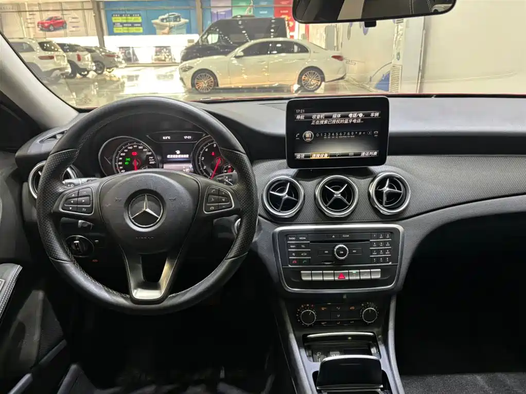 Mercedes-Benz GLA GLA 200 Dynamic