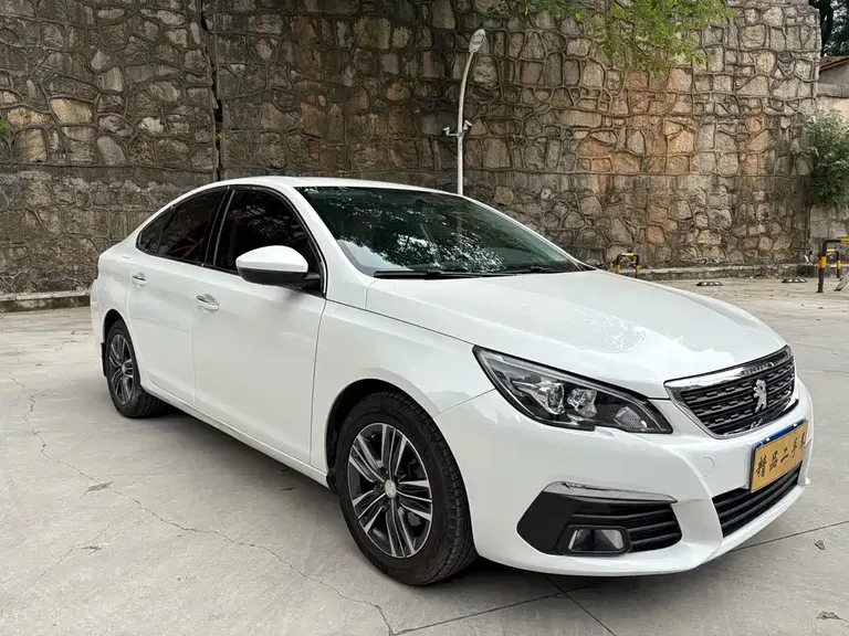 Peugeot 308 1.6 L Auto Luxury