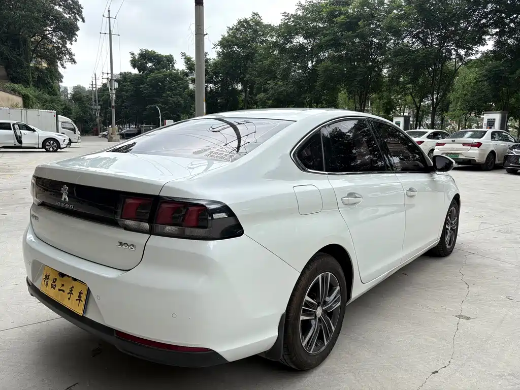 Peugeot 308 1.6 L Auto Luxury