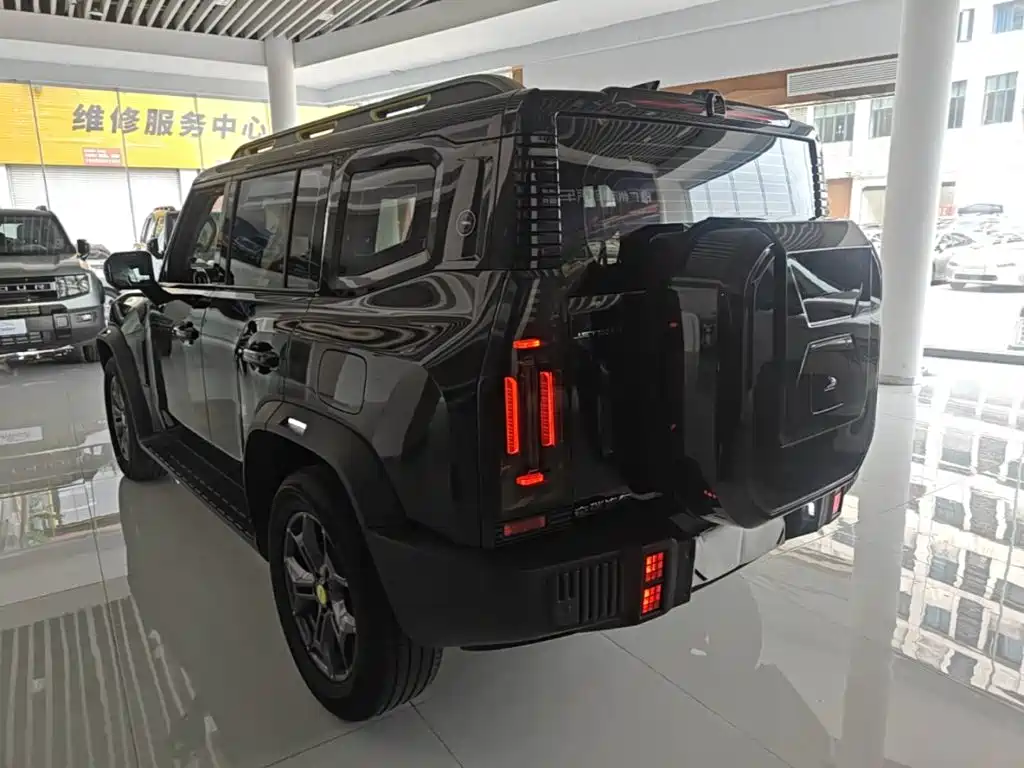 Jetour Traveller 2.0 T 4 WD Cross PRO