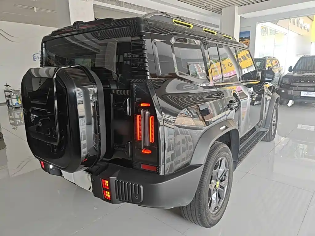 Jetour Traveller 2.0 T 4 WD Cross PRO