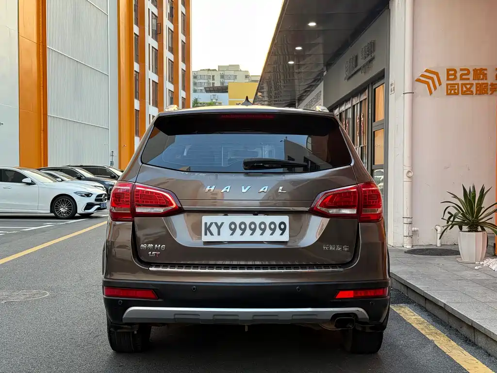 Haval H6 Red Label Sport 1.5 T Auto 2 WD Luxury