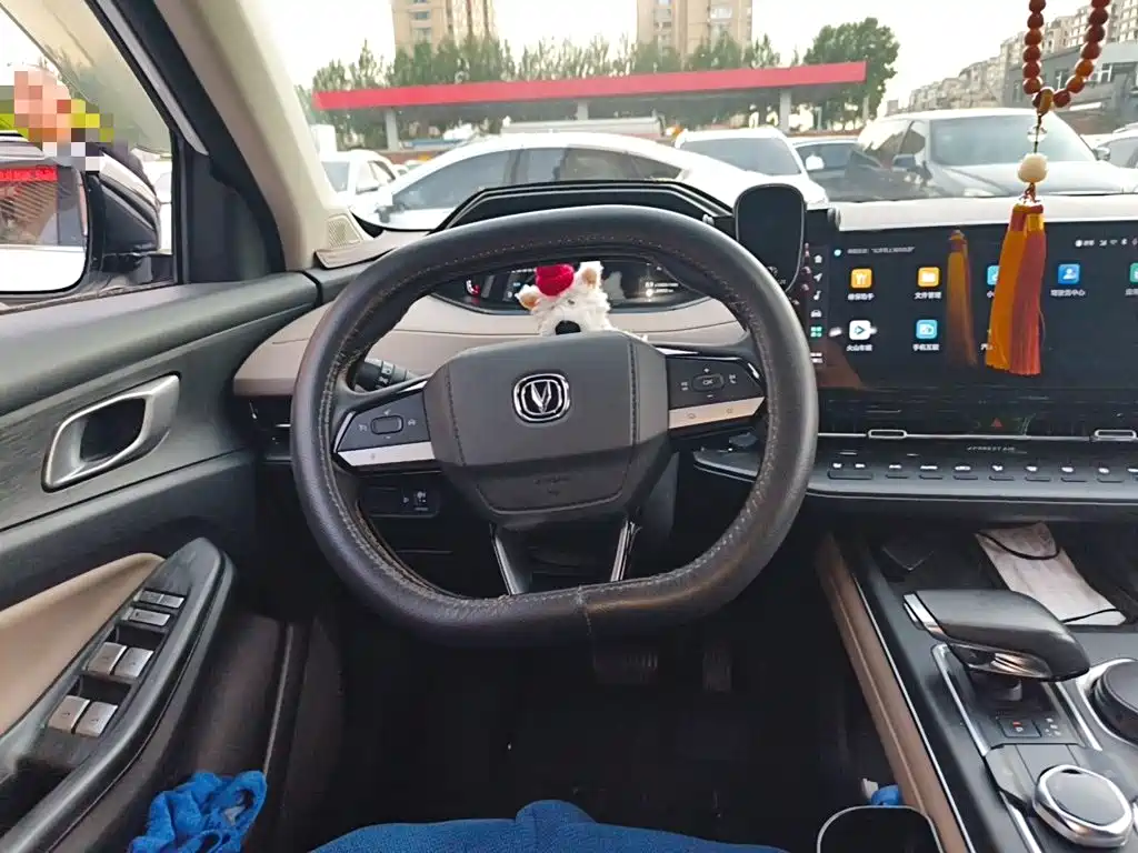 Changan CS55 PLUS 长安CS55 PLUS 2022款 第二代 1.5 T DCT尊享型