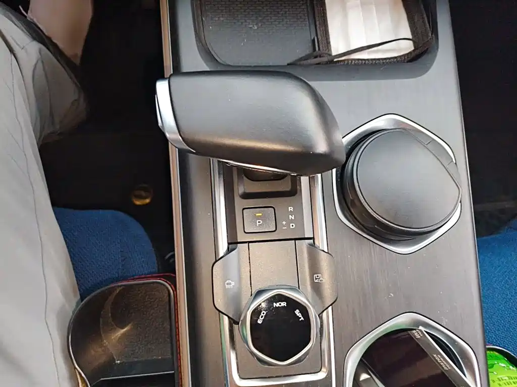 Changan CS55 PLUS 长安CS55 PLUS 2022款 第二代 1.5 T DCT尊享型