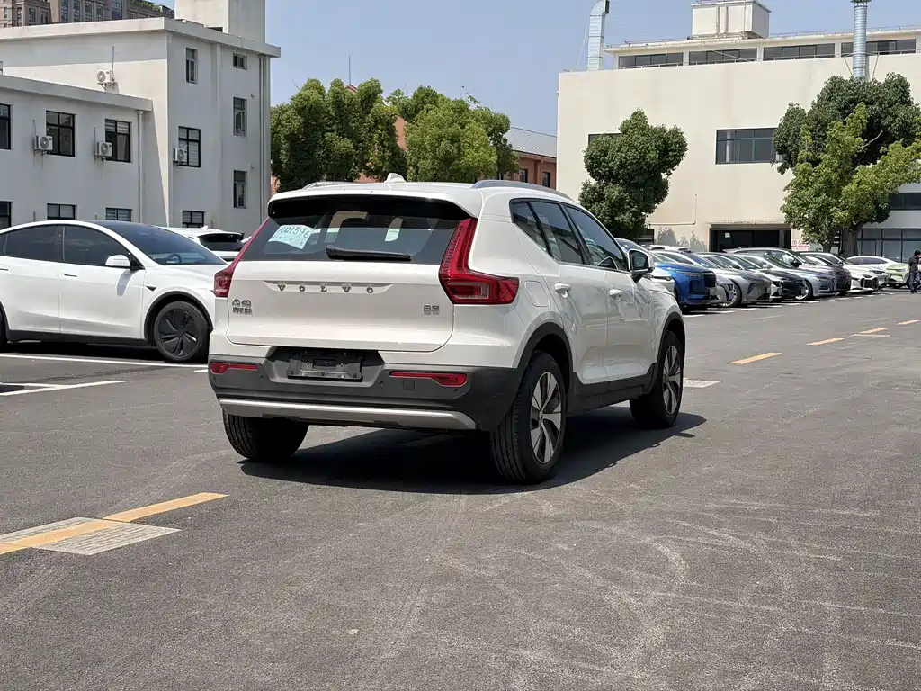 Volvo XC40 B3 Smart Vision Luxury