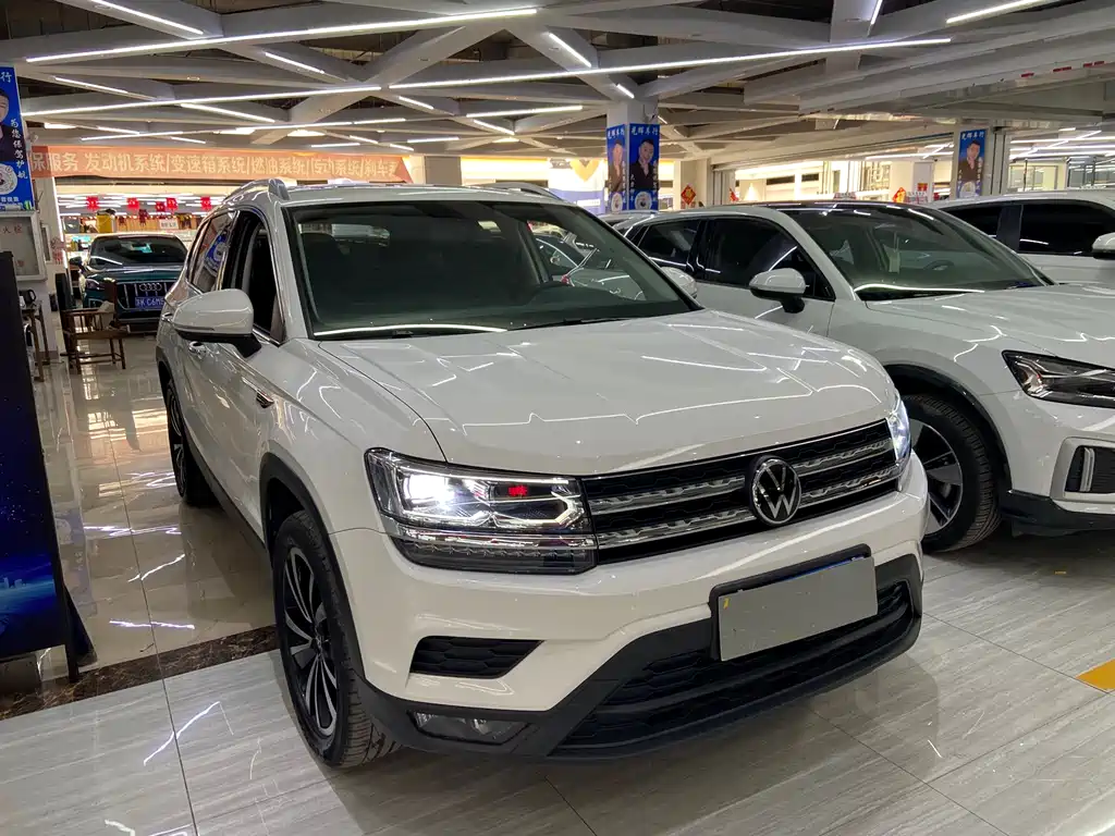 Tharu 280 TSI 2 WD Luxury