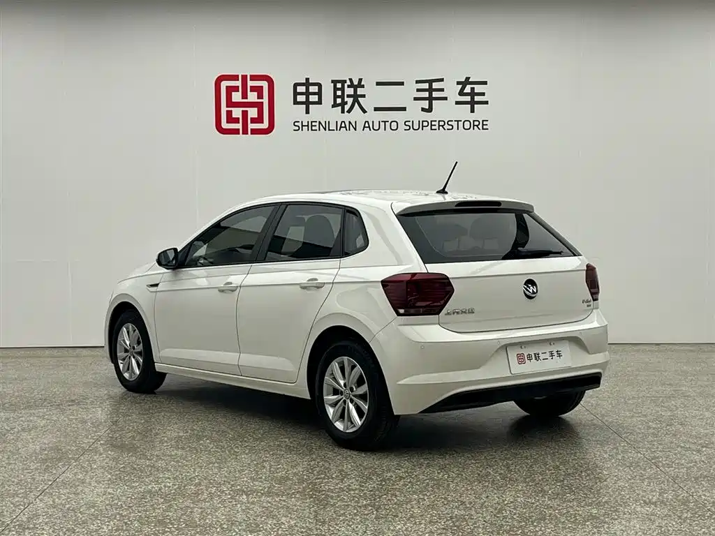 Polo Plus 1.5 L Auto Colorful Tech
