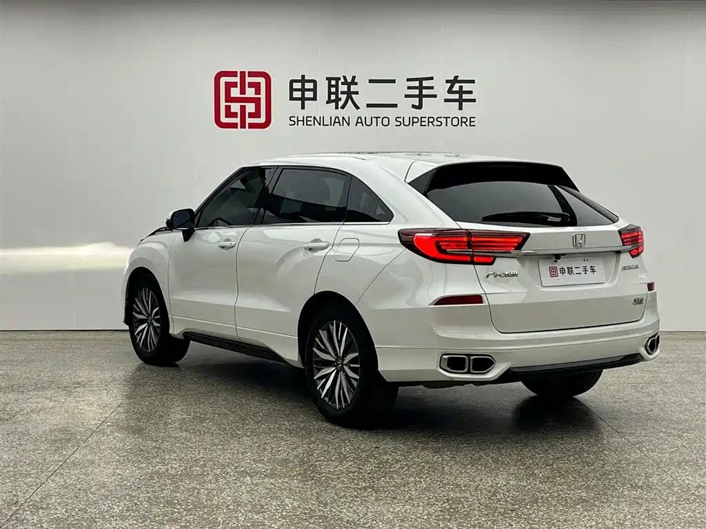 Avancier 370 TURBO 2 WD Luxury