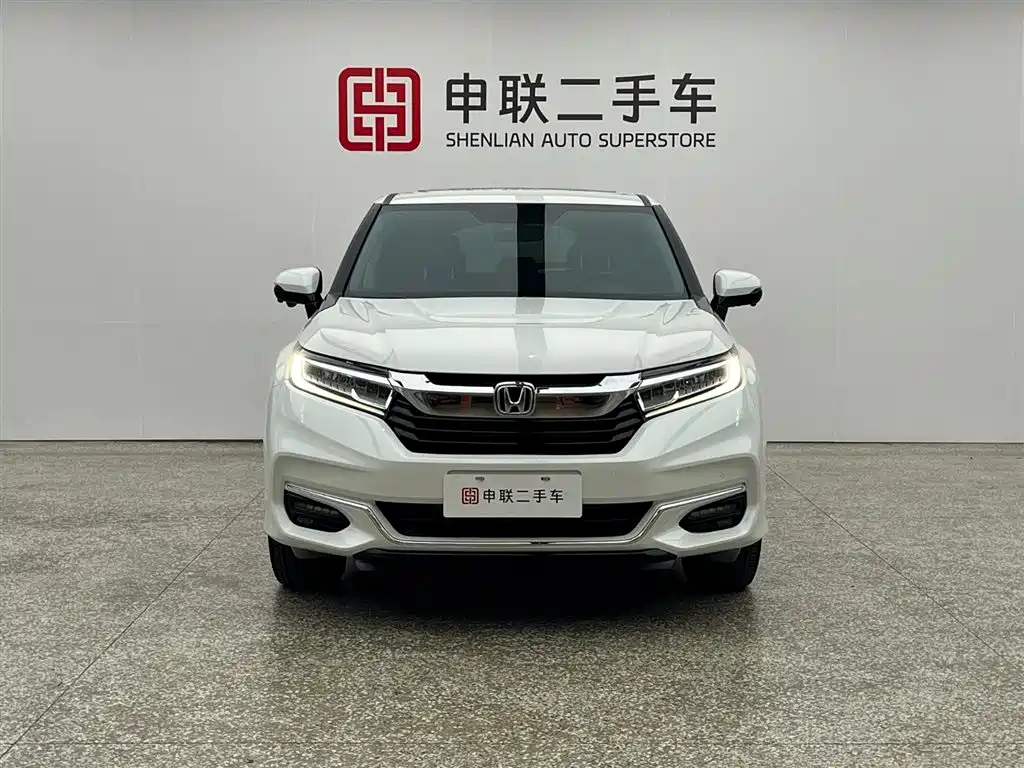 Avancier 370 TURBO 2 WD Luxury