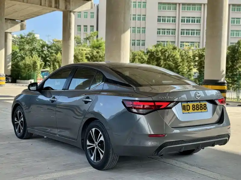 Sylphy 1.6 L XL CVT Joy
