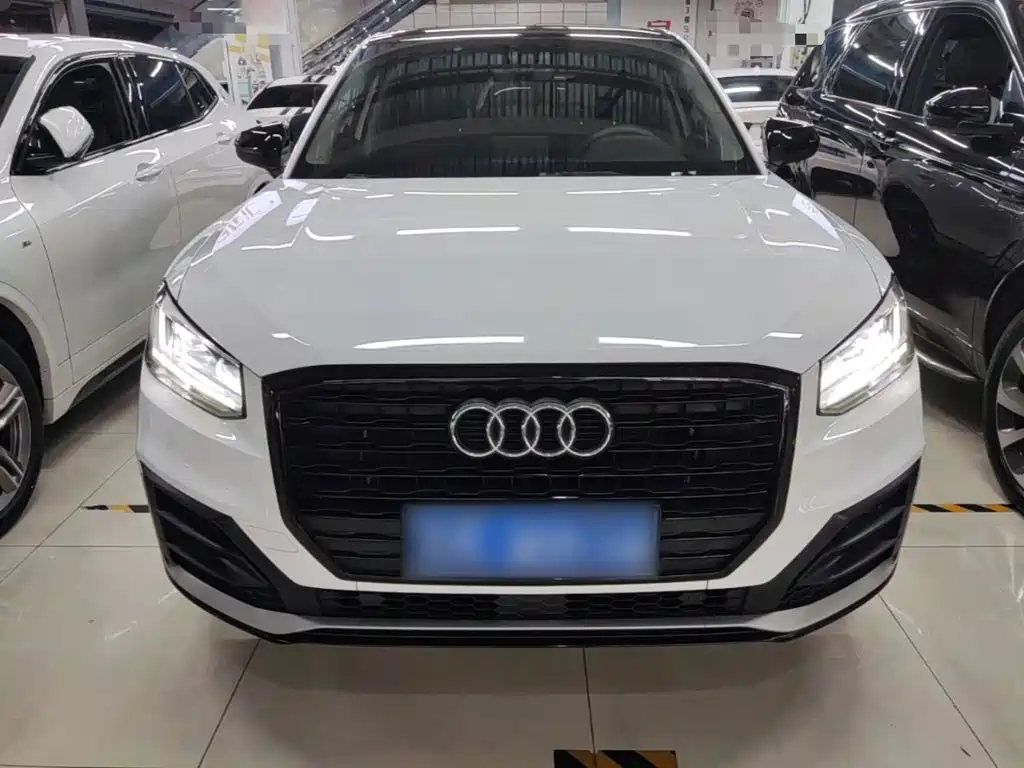 Audi Q2 L 35 TFSI Fashion Dynamic