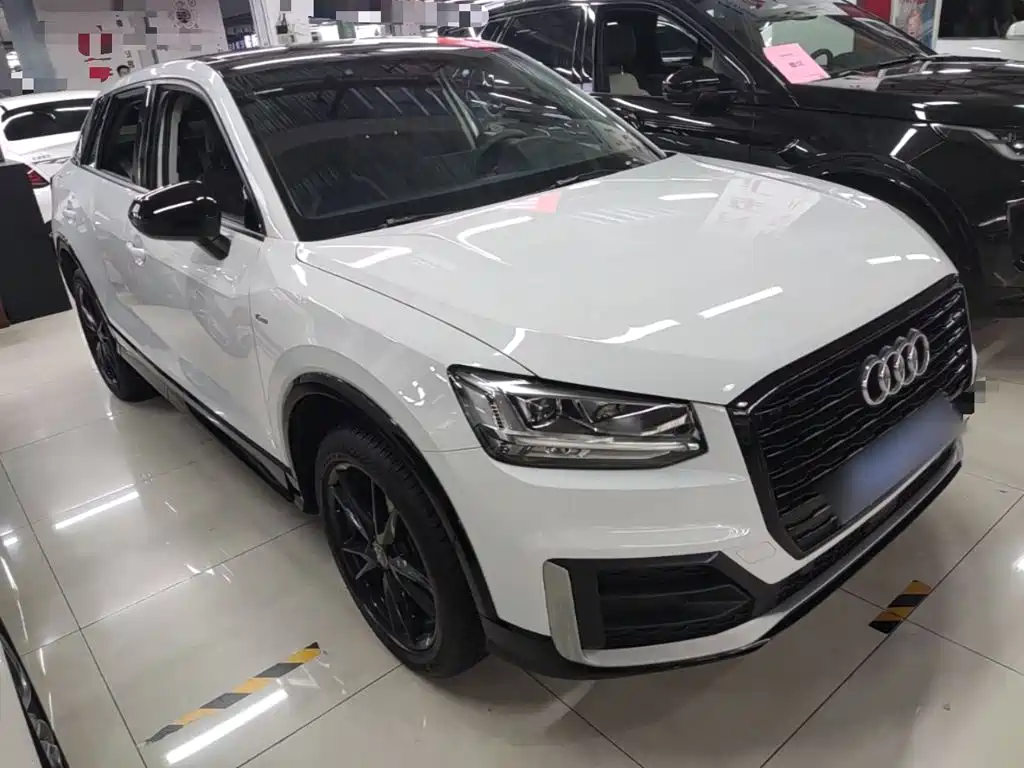 Audi Q2 L 35 TFSI Fashion Dynamic