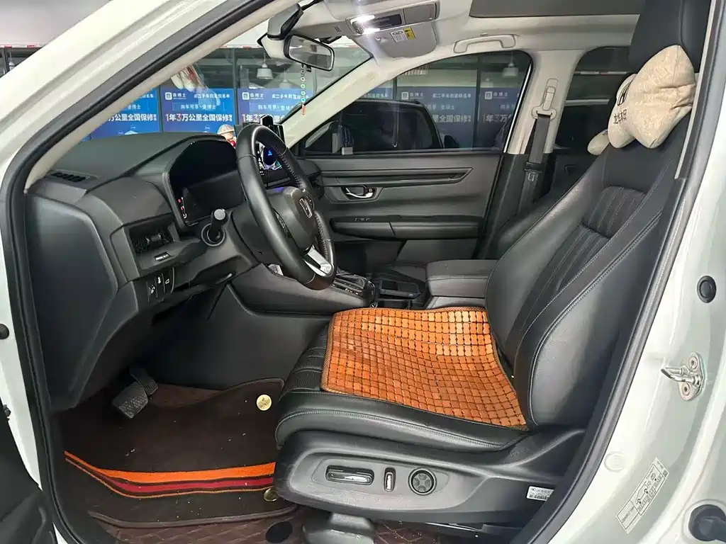 Breeze 240 TURBO 2 WD Luxury 5-seat