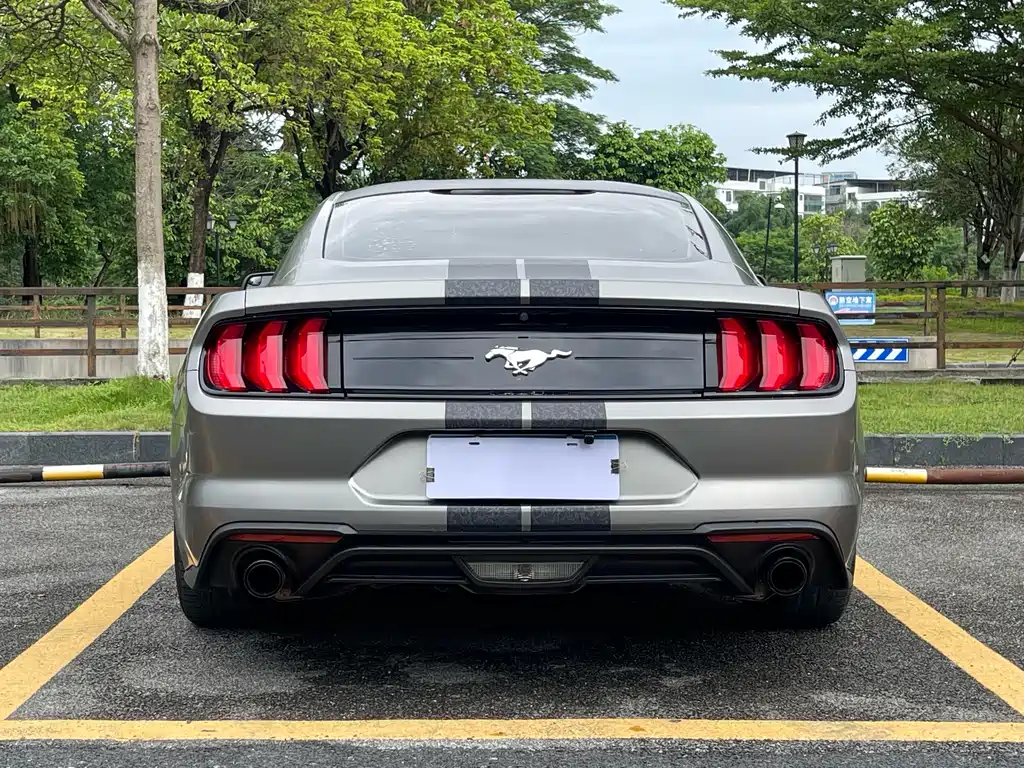 Mustang 2.3 L EcoBoost