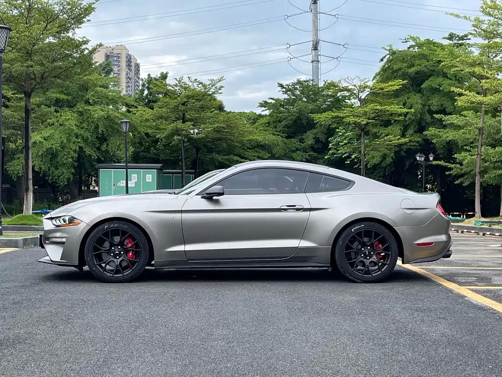 Mustang 2.3 L EcoBoost