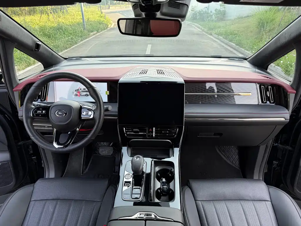 GAC Trumpchi M8 Grandmaster Series 400 T Flagship