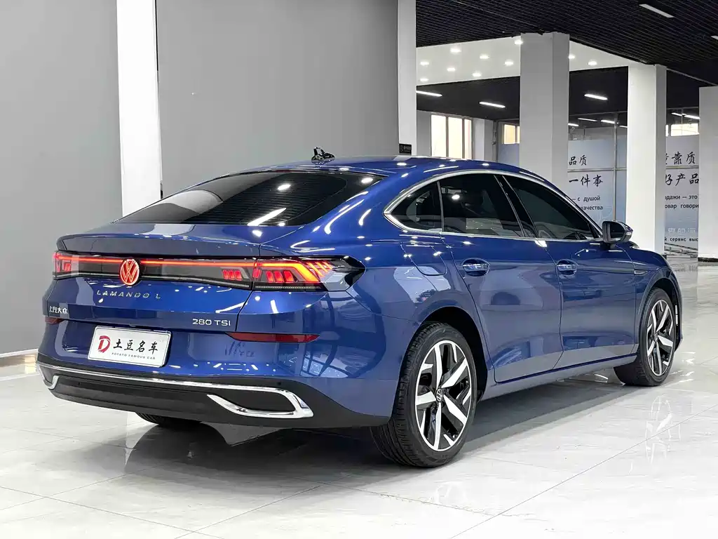 Lamando Lamando L 280 TSI DSG Spicy Cool